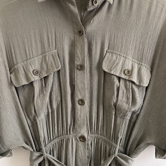 MINKPINK Collared Maxi Dress - Picture 9 of 16